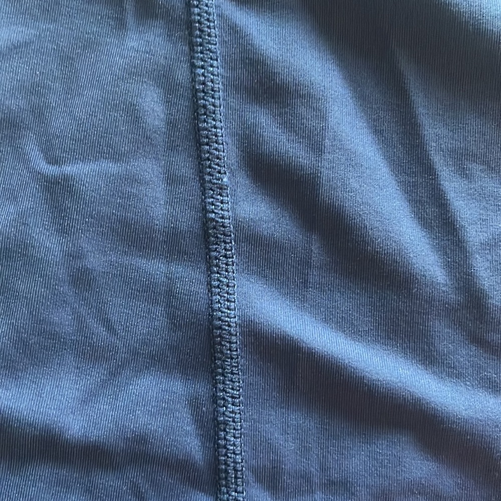 GAP Fit Tank Top - Picture 3 of 8